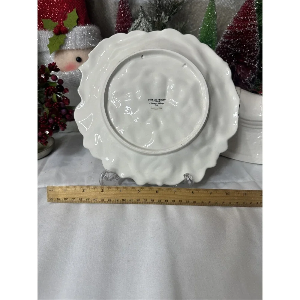 Fitz & Floyd Classics Christmas Tidings Santa Canape Plate 10